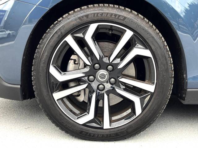 ボルボ Ｖ４０ クロスカントリー Ｔ５ ＡＷＤ サマム 2.3万Km (神奈川県)[001]の中古車詳細