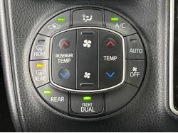 ノア Ｘの中古車画像