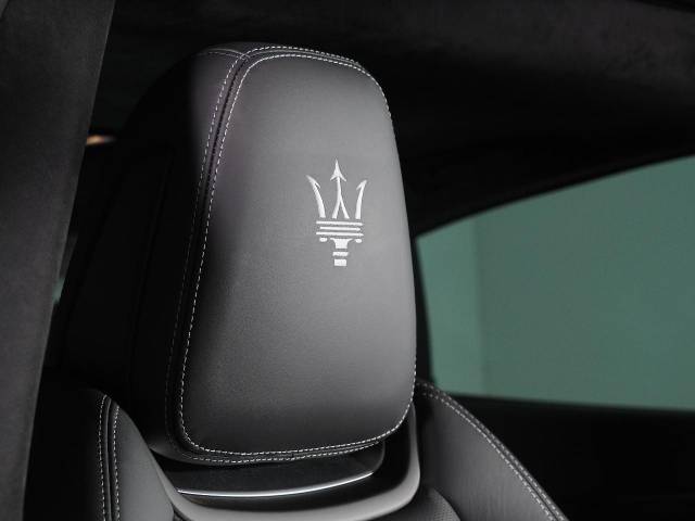 マセラティ クアトロポルテ モデナ 0.7万Km 995.1万円 2022年式[010]の中古車詳細(宮城県)