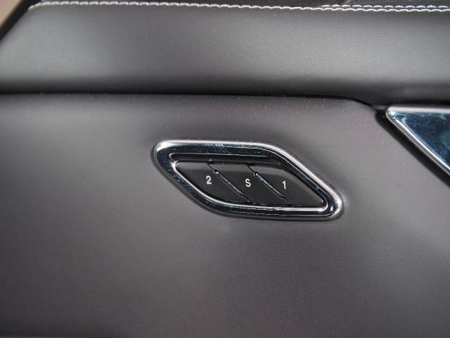 マセラティ クアトロポルテ モデナ 0.7万Km 995.1万円 2022年式[010]の中古車詳細(宮城県)