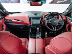 レヴァンテ ＧＴハイブリッドの中古車画像