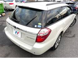 レガシィアウトバック ３．０Ｒアイサイトの中古車画像