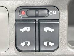 モビリオ Ｗの中古車画像