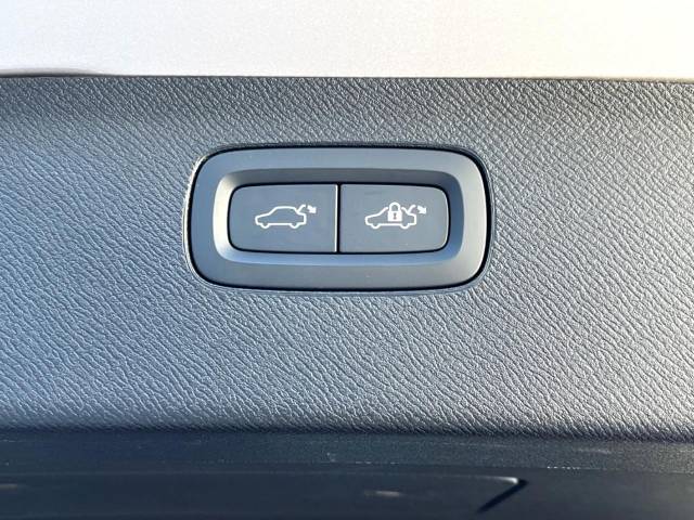 ボルボ ＸＣ９０ アルティメット Ｂ６ ＡＷＤ 0.4万Km (神奈川県)[118]の中古車詳細