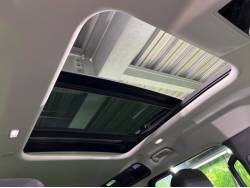 ディフェンダー １１０ベースグレード Ｐ３００ エアサスペンション装着車の中古車画像