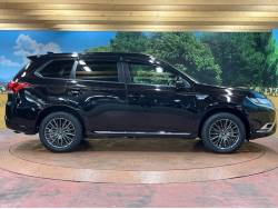 アウトランダーＰＨＥＶ オールブラックスエディションの中古車画像
