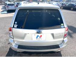 フォレスター ２．０ＸＴ ブラックレザーセレクションの中古車画像