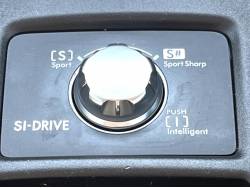 フォレスター ２．０ＸＴ ブラックレザーセレクションの中古車画像