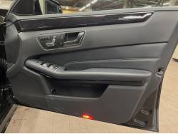 Ｅクラスステーションワゴン Ｅ２２０ブルーテック ステーションワゴン アバンギャルドの中古車画像