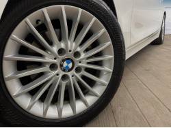 ３シリーズ ３２０ｉツーリング ラグジュアリーの中古車画像