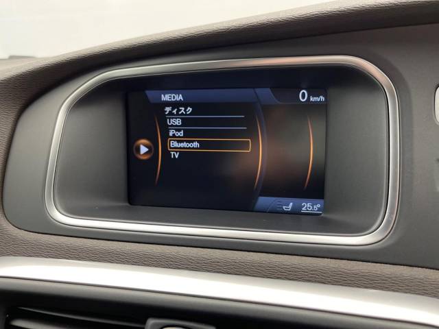 ボルボ Ｖ４０ Ｔ４ ＳＥ 3.5万Km (大阪府)[929]の中古車詳細