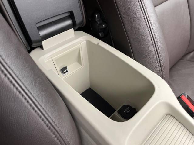 ボルボ Ｖ４０ Ｔ４ ＳＥ 3.5万Km (大阪府)[929]の中古車詳細