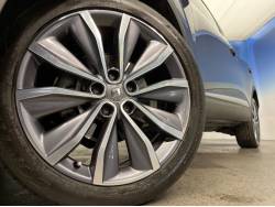 カジャー インテンスの中古車画像