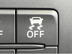 アクセラスポーツ １５Ｃの中古車画像