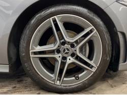 Ａクラス Ａ２００ｄ ＡＭＧラインパッケージの中古車画像