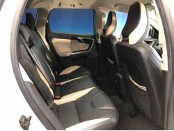 ＸＣ６０ Ｔ５ Ｒデザインの中古車画像