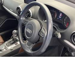 Ａ３セダン １．８ＴＦＳＩクワトロの中古車画像