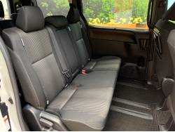 ヴォクシー ＺＳの中古車画像