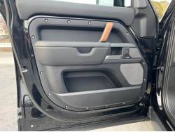 ディフェンダー １３０Ｘ Ｄ３００ エアサスペンション装着車の中古車画像