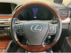 ＬＳ ＬＳ６００ｈ バージョンＬの中古車画像