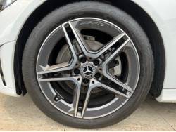 Ｃクラスステーションワゴン Ｃ２２０ｄ ステーションワゴン ローレウスエディションの中古車画像