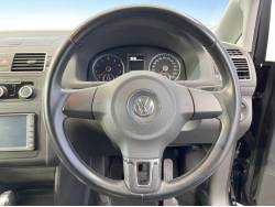 ゴルフトゥーラン ＴＳＩ コンフォートラインの中古車画像