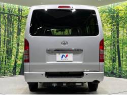 ハイエースバン DX GLパッケージ仕様車（トヨタ）[4AT]のカタログ