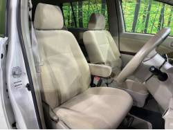 アイシス Ｇの中古車画像