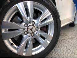 Ｅクラスステーションワゴン Ｅ２５０ ブルーエフィシェンシー ステーションワゴンの中古車画像