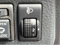 ティーダ １５Ｓ プラスナビＨＤＤの中古車画像