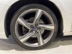 Ｓ６０ Ｔ４ Ｒデザインの中古車画像