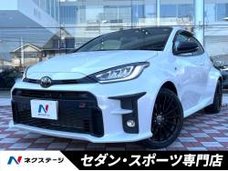 ＧＲヤリス ＲＳ セーフティセンスパッケージ　レーダクルーズコントロール　ディスプレイオーディオ　バックカメラ　ＥＮＫＥＩ製１８インチＡＷ　ＬＥＤヘッドライト　ＬＥＤフォグランプ　　左右独立式エアコン　禁煙車　ＥＴＣの中古車画像
