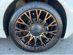 ５００ １２０ｔｈタキシードの中古車画像