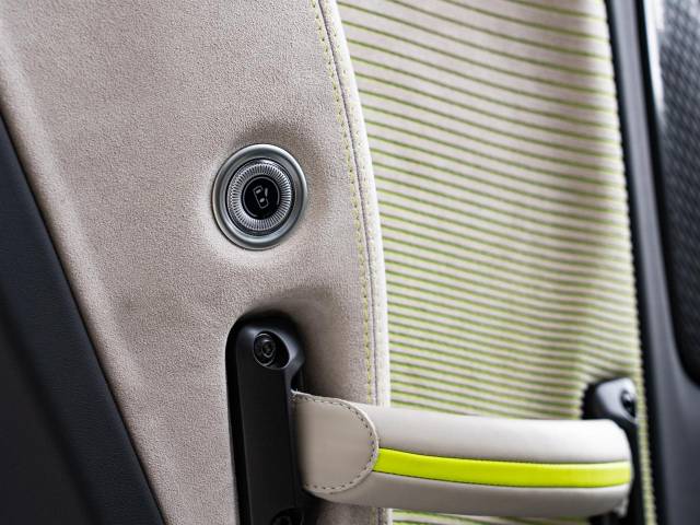 マセラティ ＭＣ２０ ベースグレード 0.2万Km 2,797.3万円(愛知県)[892]の中古車詳細