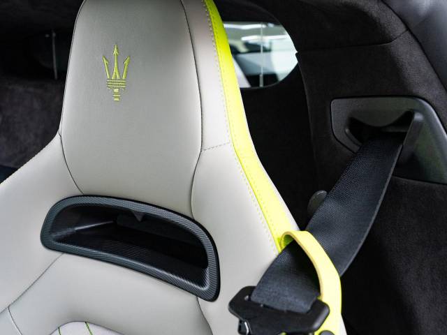 マセラティ ＭＣ２０ ベースグレード 0.2万Km 2,797.3万円(愛知県)[892]の中古車詳細