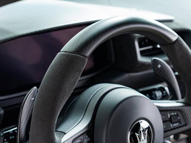 マセラティ ＭＣ２０ ベースグレード 0.2万Km 2,797.3万円(愛知県)[892]の中古車詳細