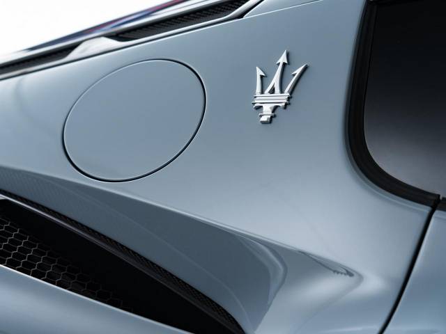 マセラティ ＭＣ２０ ベースグレード 0.2万Km 2,797.3万円(愛知県)[892]の中古車詳細