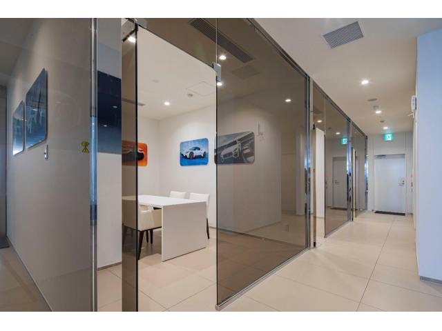 マセラティ ＭＣ２０ ベースグレード 0.2万Km 2,797.3万円(愛知県)[892]の中古車詳細