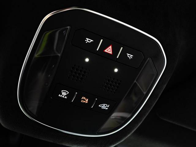 マセラティ ＭＣ２０ ベースグレード 0.2万Km 2,797.3万円(愛知県)[892]の中古車詳細