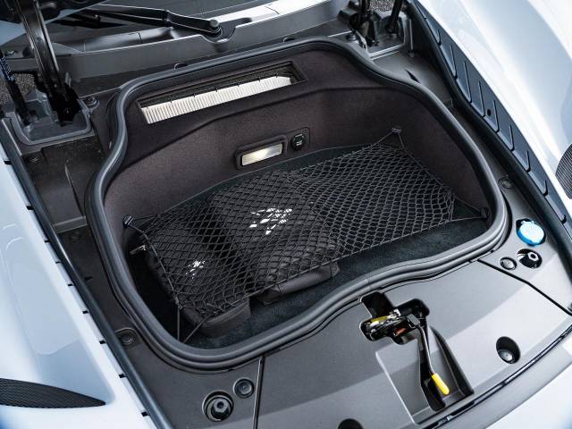 マセラティ ＭＣ２０ ベースグレード 0.2万Km 2,797.3万円(愛知県)[892]の中古車詳細