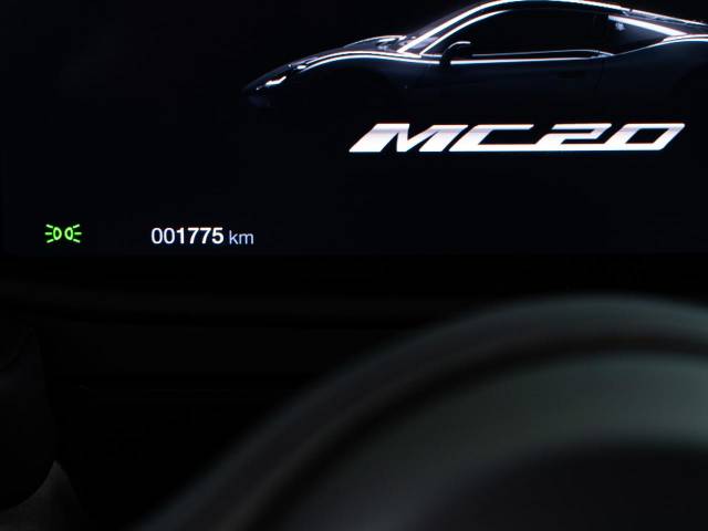 マセラティ ＭＣ２０ ベースグレード 0.2万Km 2,797.3万円(愛知県)[892]の中古車詳細