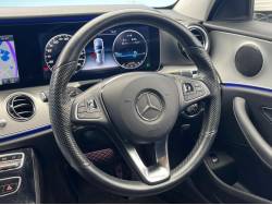 Ｅクラスステーションワゴン Ｅ２２０ｄ ステーションワゴン アバンギャルドの中古車画像