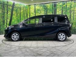 シエンタ ハイブリッドＸの中古車画像