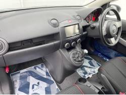 デミオ スポルトの中古車画像