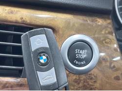 ３シリーズ ３２０ｉの中古車画像