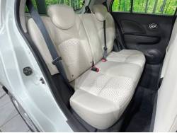 マーチ １２Ｇ ＦＯＵＲの中古車画像