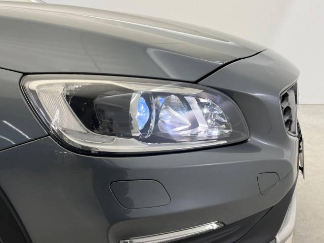 ボルボ Ｖ６０ クロスカントリー Ｄ４ クラシック 3.9万Km (大阪府)[518]の中古車詳細