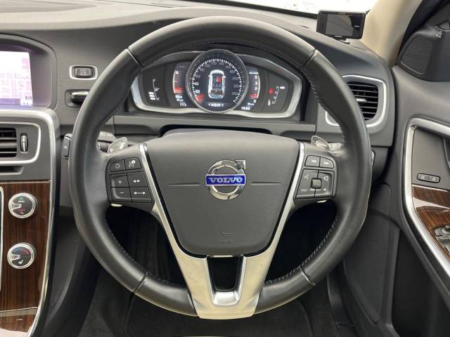 ボルボ Ｖ６０ クロスカントリー Ｄ４ クラシック 3.9万Km (大阪府)[518]の中古車詳細