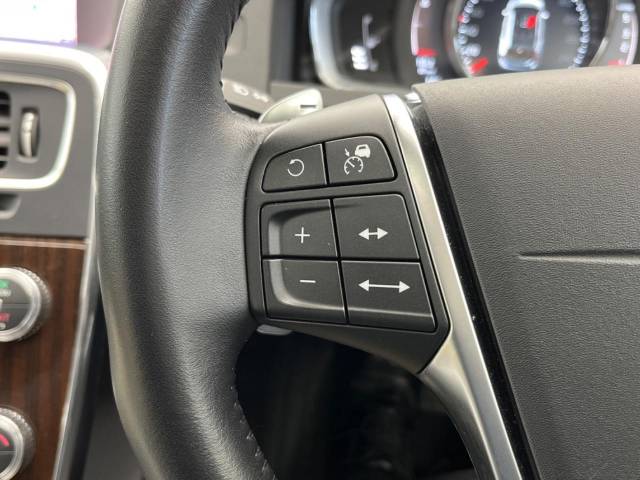 ボルボ Ｖ６０ クロスカントリー Ｄ４ クラシック 3.9万Km (大阪府)[518]の中古車詳細