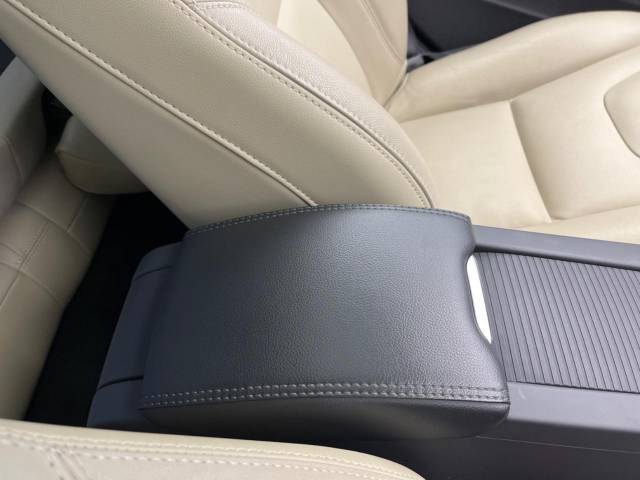 ボルボ Ｖ６０ クロスカントリー Ｄ４ クラシック 3.9万Km (大阪府)[518]の中古車詳細